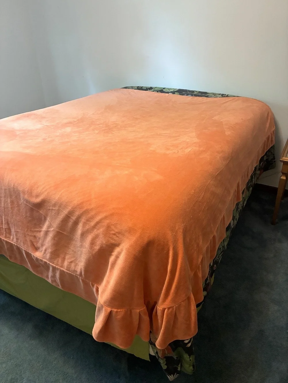 Queen coral Velour Bedspread and Duvet shams Set 4-Piece